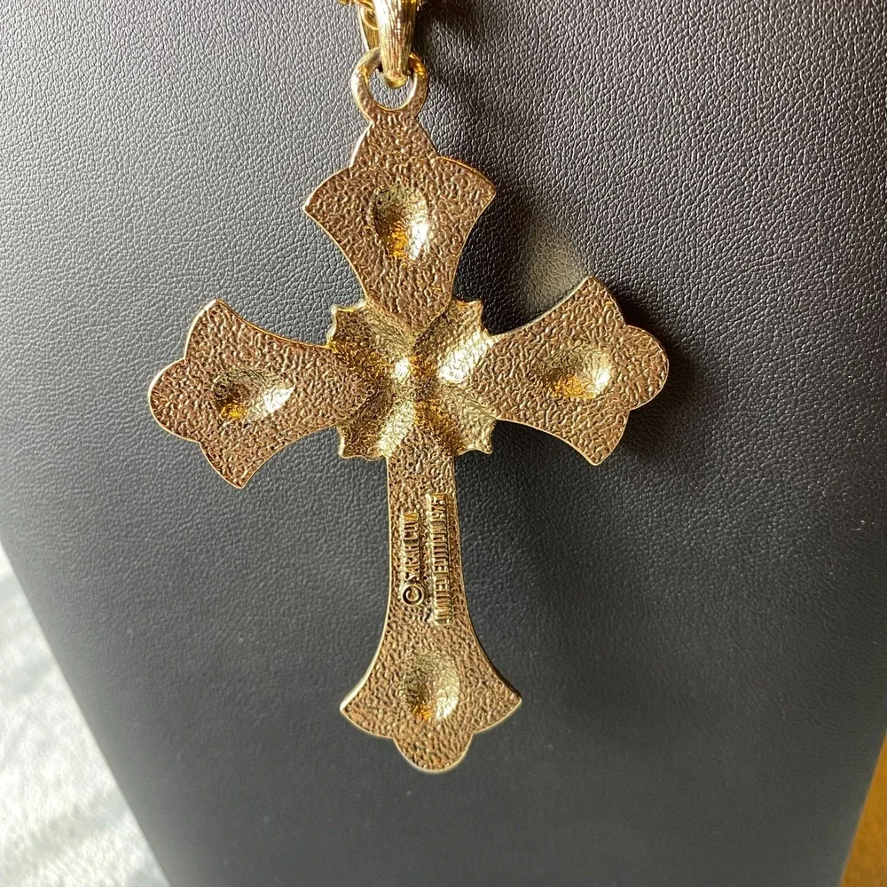 N/A vintage jewelry